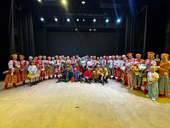  Зажигательно, ярко, по‑русски! Концерт ансамбля танца «Русские узоры» прошёл на УРА!