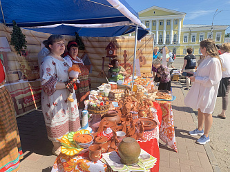 Приглашаем на Областной фестиваль-ярмарку «Дорогами народных традиций»! 