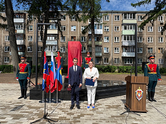 Торжественное открытие сквера «Щит и меч» 